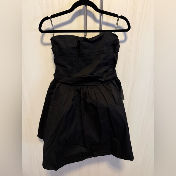 Lush Brand Black Strapless Dress w/ Pleated Bodice & Back Bow Size S - Picture 4 of 5